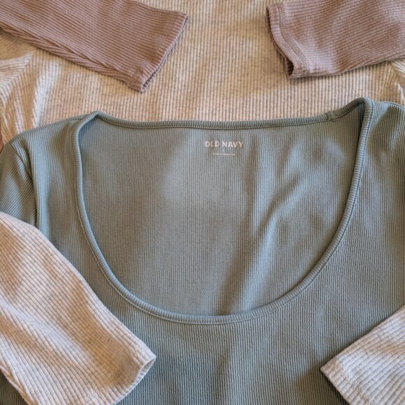 Lot of 3 Old Navy L/S Ribbed Tops - Picture 2 of 5